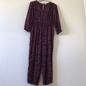 Old navy jumpsuit, size large!